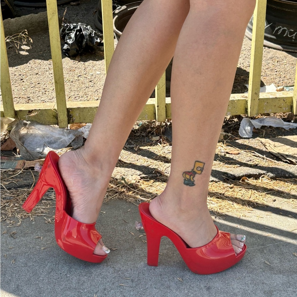 Melissa x Jeremy Scott Bold Red Mules inflatable* style**